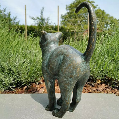 Beautiful Cat Sculpture Garden Decoration